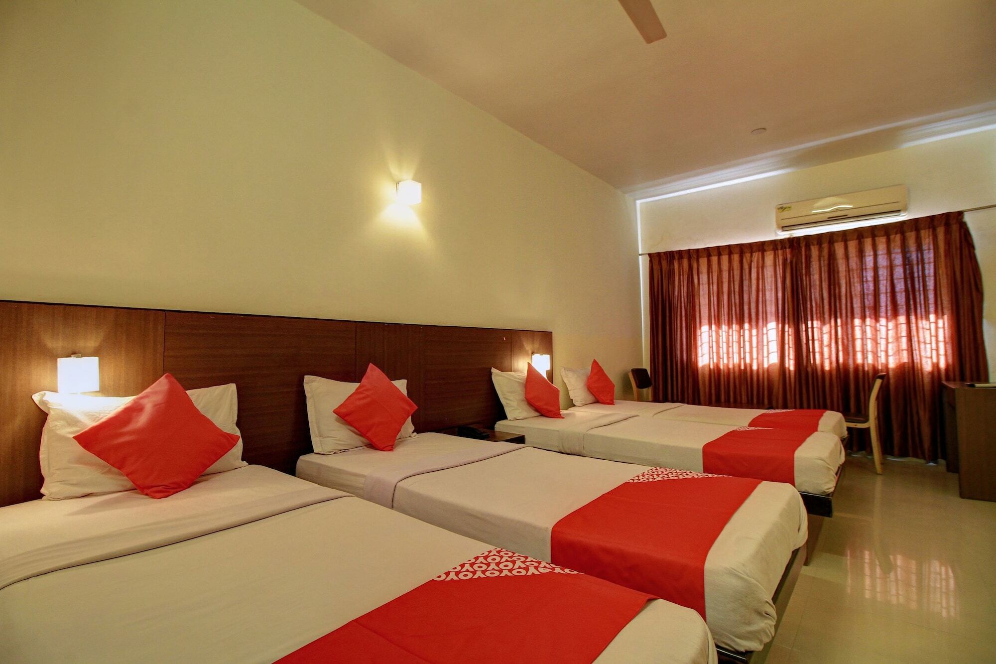 Century Executive Otel Udupi Dış mekan fotoğraf