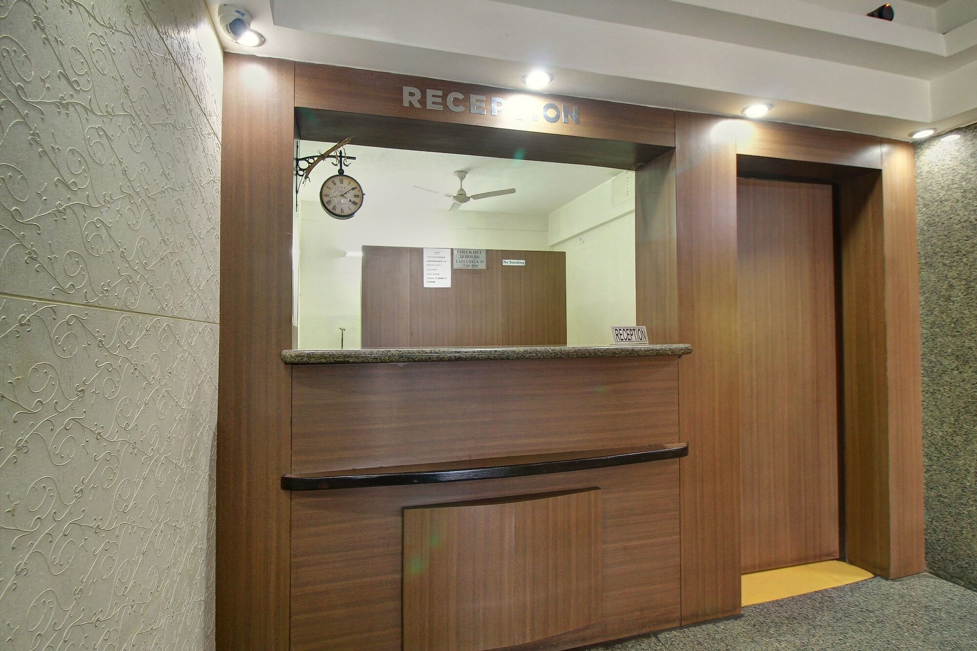 Century Executive Otel Udupi Dış mekan fotoğraf